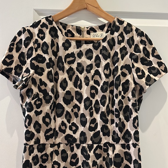 Eliza J Leopard Print A-line Dress, size 10P - Picture 3 of 7